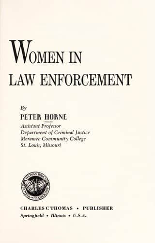 Cover image for Women in law enforcement.