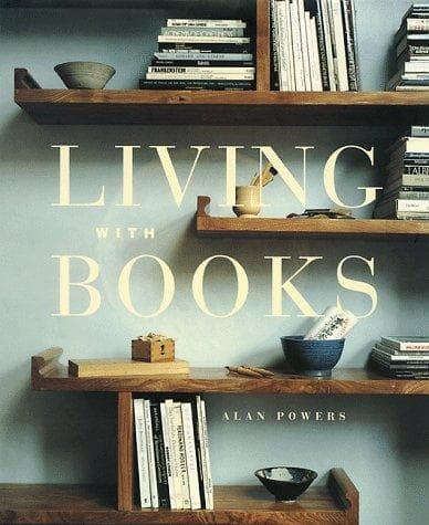 Cover image for Living With Books