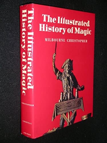 Cover image for The illustrated history of magic.