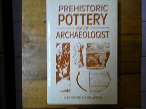 Cover image for Prehistoric pottery for the archaeologist