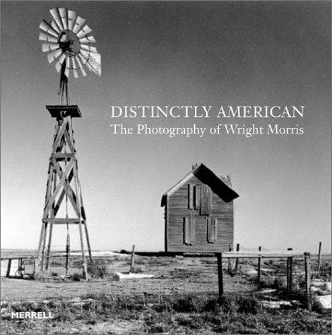 Cover image for Distinctly American