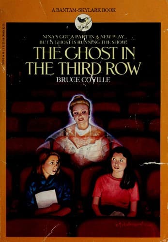 Cover image for The Ghost in the Third Row