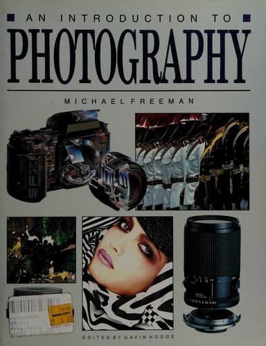 Cover image for An introduction to photography